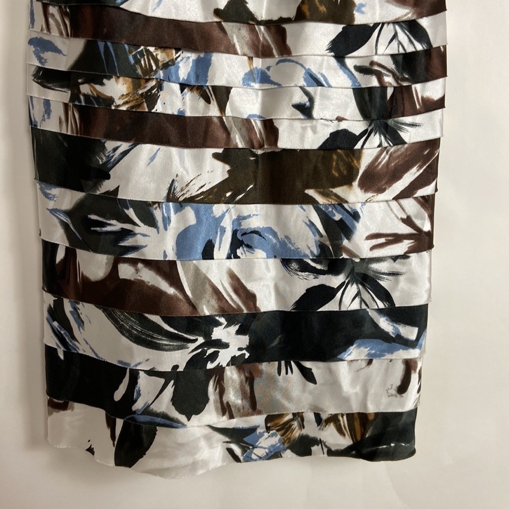 Js Collections Tiered Bandage Abstract Print Crep… - image 5